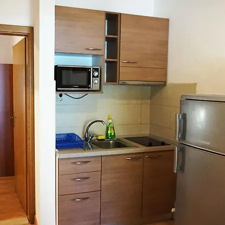 House Apartament *